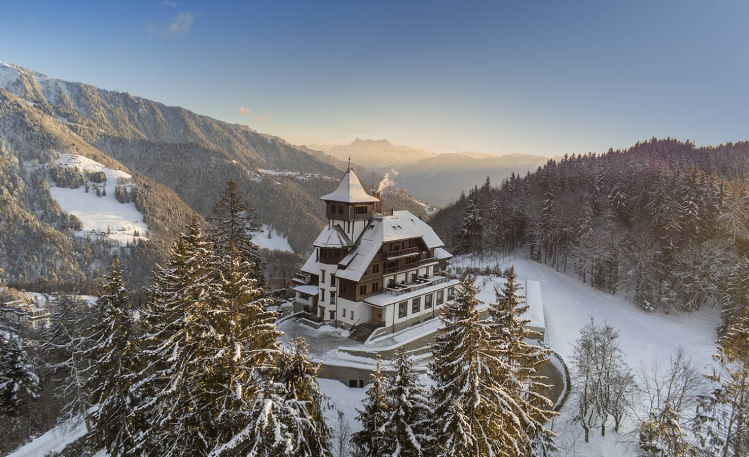 inpatient mental health treatment at Clinic Les Alpes